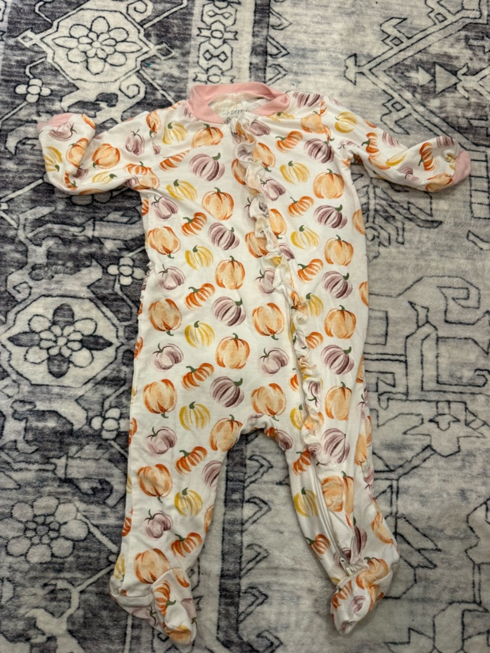 Milkberry ruffle pumpkin onesie 0-3 months